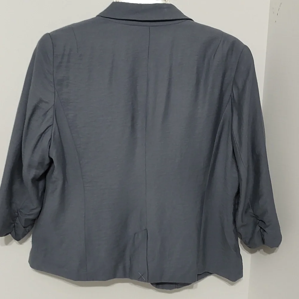 Lauren Conrad Blue Gray Cropped Blazer w/ Ruched 3/4 Sleeves sz 12 - Picture 6 of 9
